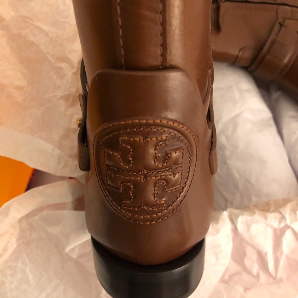 Tory Burch Colton Flat Bootie - Almond - Brand new - Picture 4 of 4